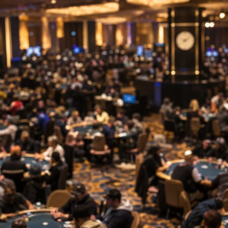 Tournament Poker Formats: Sit & Gos, MTTs & Satellites Explained